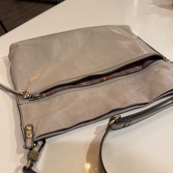 Hobo Gray Leather Crossbody Bag - Picture 3 of 8